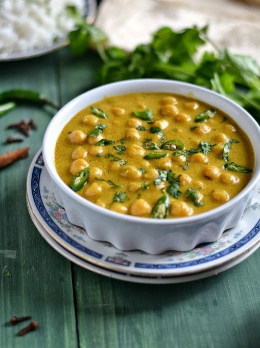 Places Of Manali For Travel in hindi 9 Himachali chana madra recipe