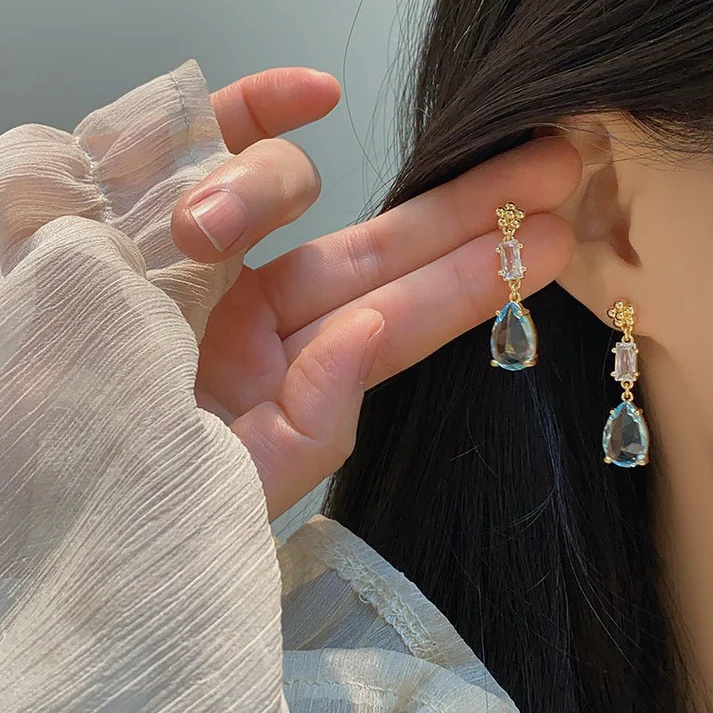 ariel-daydream-earrings-hypoallergenic-abbott-atelier-936575