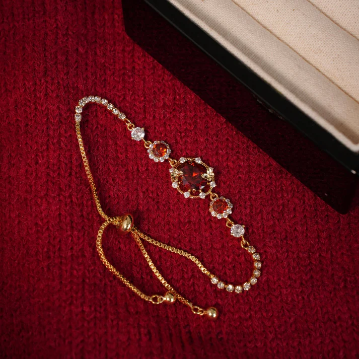 scarlet-butterfly-bracelet-gold-plated-abbott-atelier-7212000